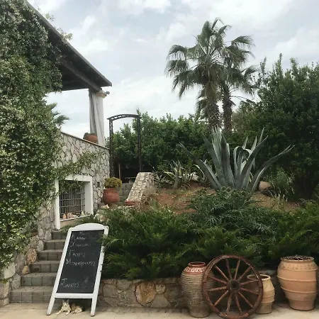 Loy Loy House Villa *